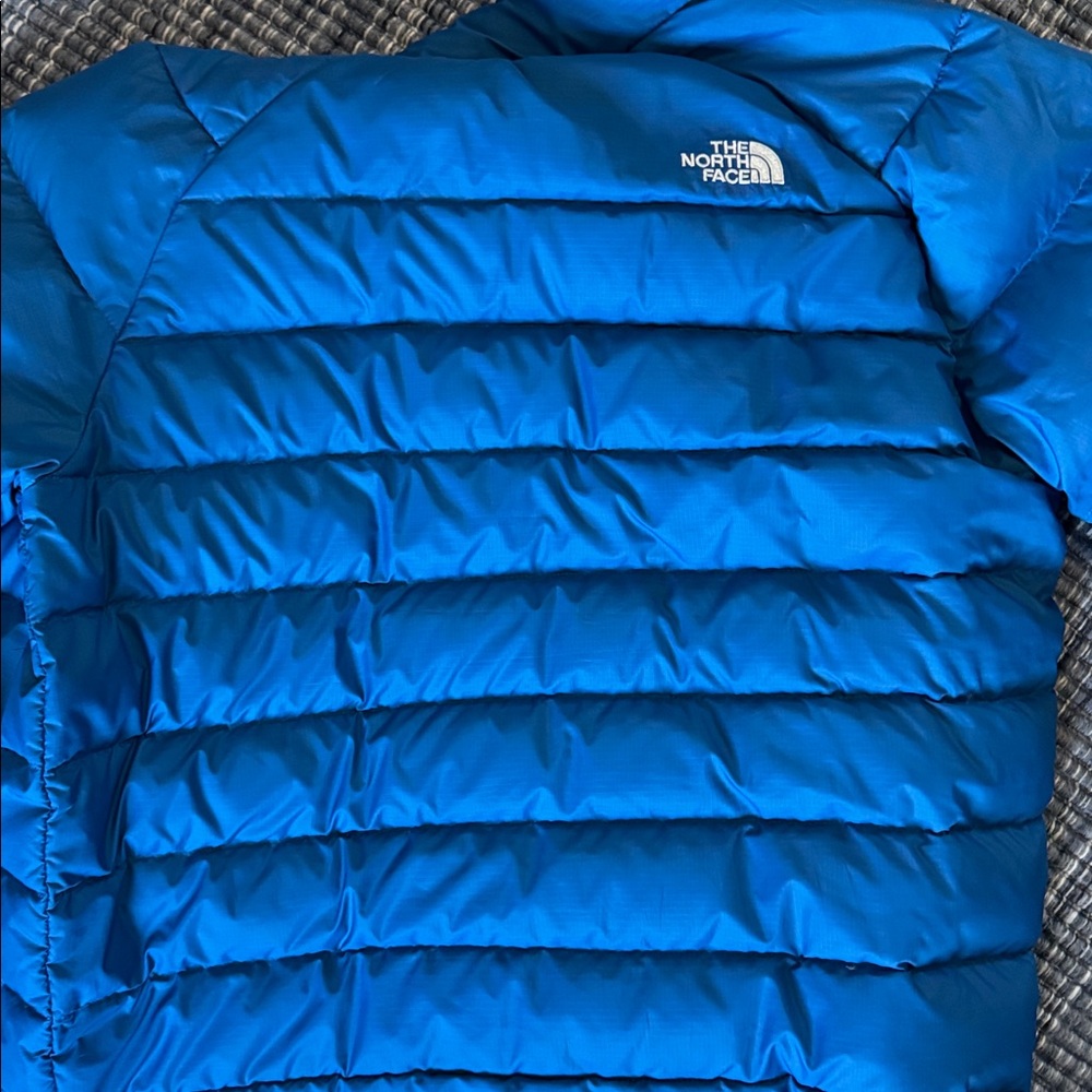 The North Face men’s puffer - Picture 4 of 4